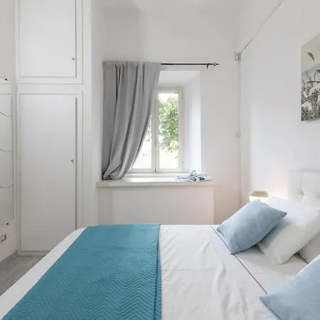 Royal House Pigneto Apartment *